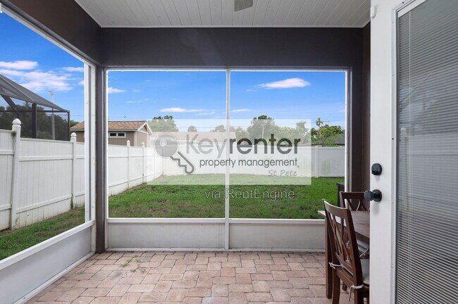 Building Photo - 3814 W El Prado Blvd