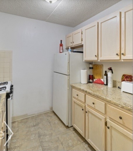 Building Photo - 151 W 117th St