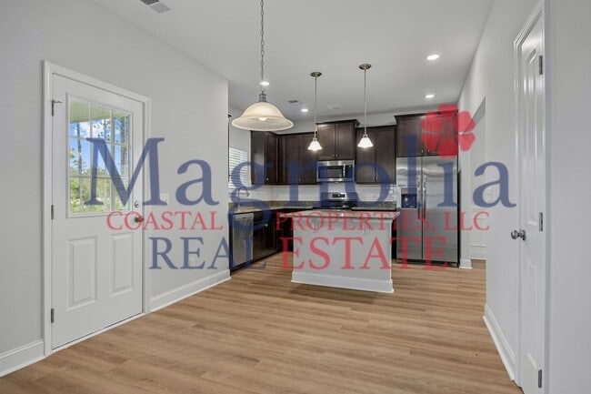 Building Photo - Spacious 4 Bedroom Home with Bonus Room in The Palms at New Hampstead!
