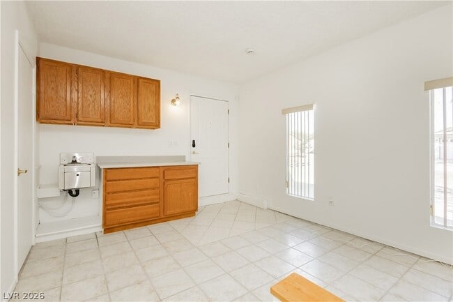 Building Photo - 3969 Manford Cir