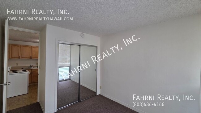 Building Photo - 1600 Wilikina Dr