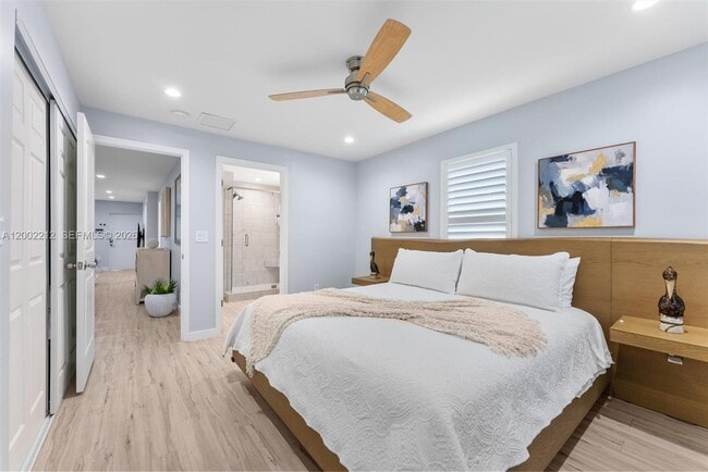 Building Photo - 230 SW 12th Ave