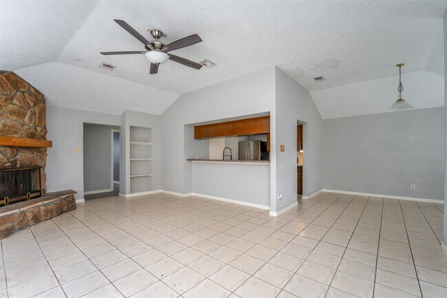 Building Photo - 8319 Wind Willow Dr