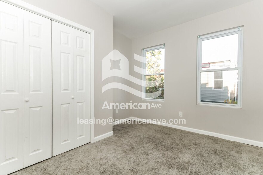 Building Photo - 515 N Allison St