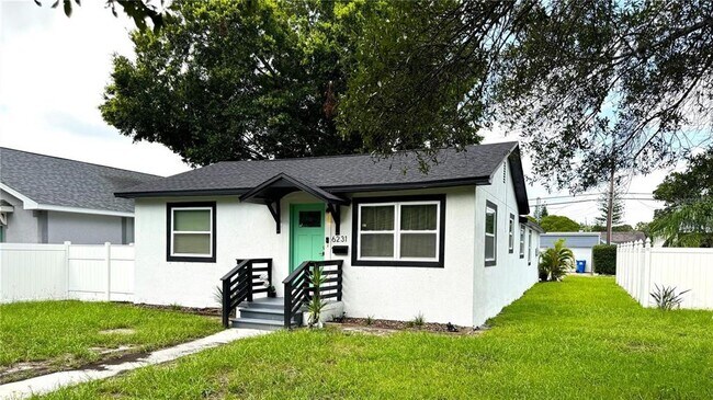 Primary Photo - 6231 1st Ave N