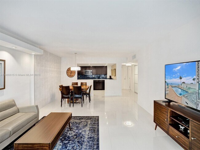 Building Photo - 3750 Galt Ocean Dr