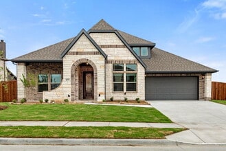 Building Photo - Spacious 4-Bedroom Retreat with 3 Full Baths – Your Modern Sanctuary Awaits in Justin, TX!