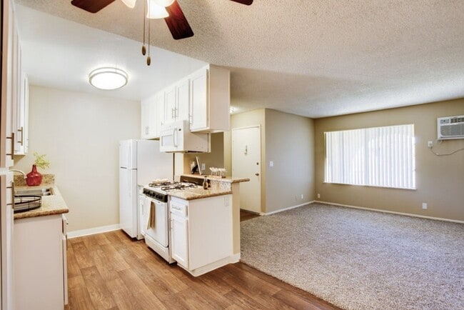 Interior Photo - Shadow Mountain Apartments