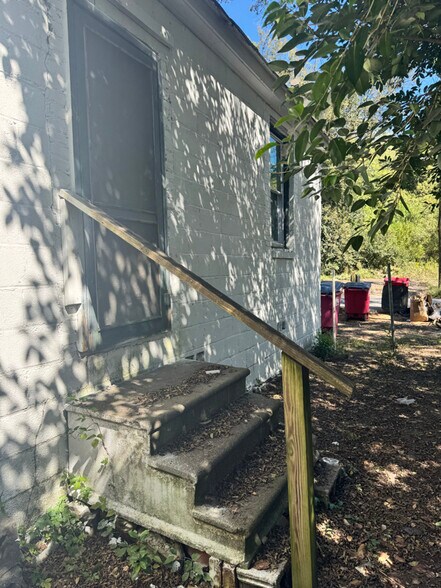 Building Photo - 488 Ibex St