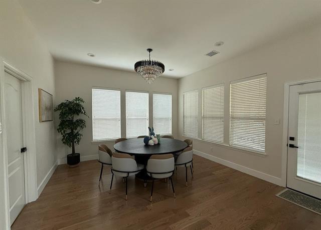 Building Photo - 5315 Cree Dr