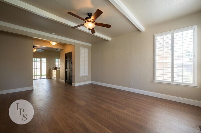 Building Photo - Move in by September 1st and get the rest of August FREE! North Fresno Villa San Marcos Apt, 2BR/...