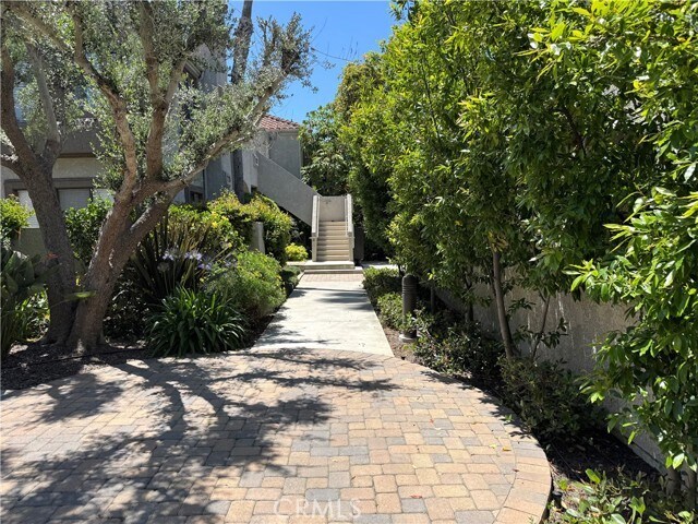 Building Photo - 4762 Tiara Dr