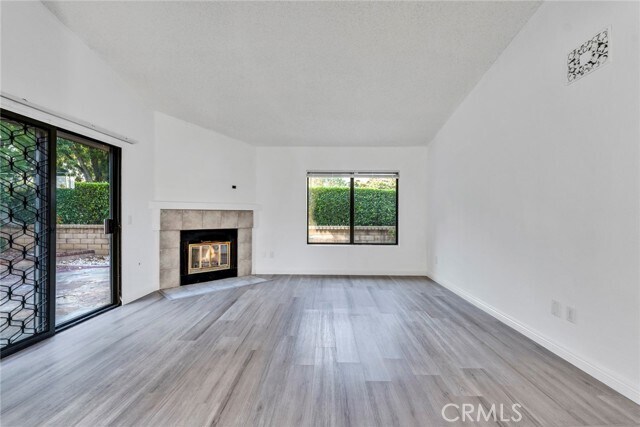 Building Photo - 9764 Huntington Dr