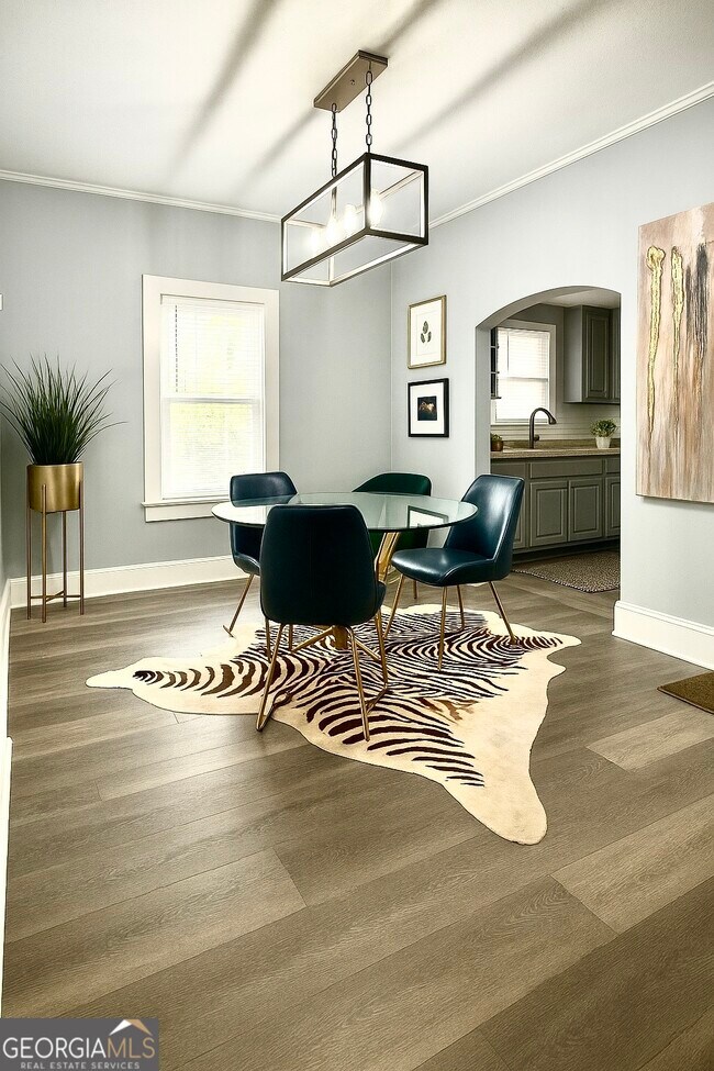 Building Photo - 2134 Main St NW