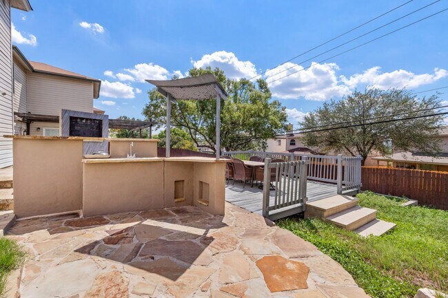 Building Photo - 907 Grants Canyon