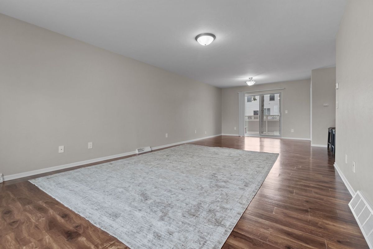 Building Photo - W6157 Aerotech Dr