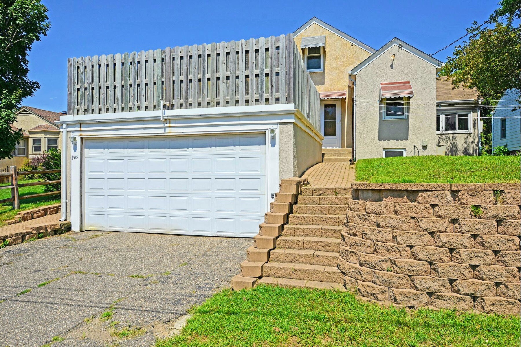 Alley view - 1588 Hillcrest Ave