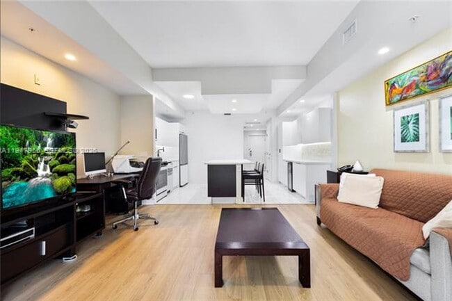 Building Photo - 5300 NW 87th Ave