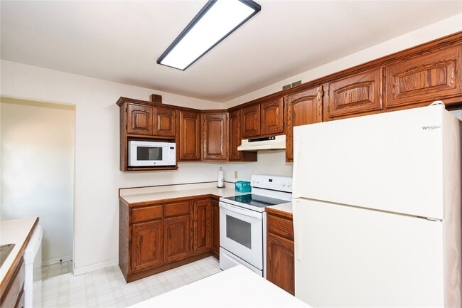 Building Photo - 10411 Antrim Dr