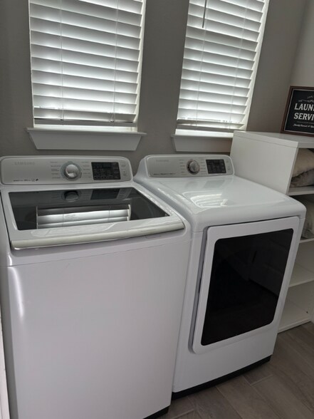 Building Photo - 11222 Casina View