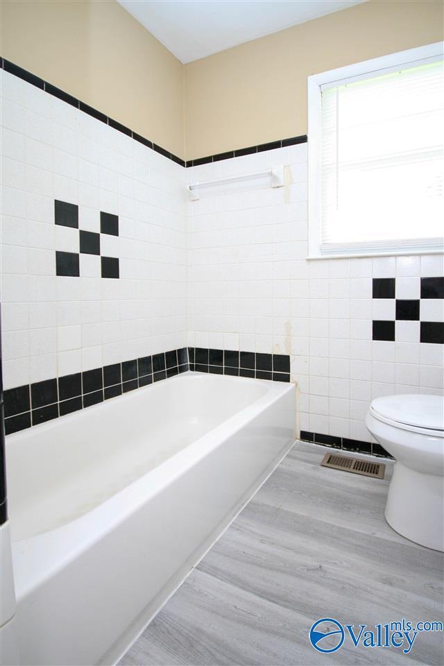 Building Photo - 4736 Bluehaven Dr NW