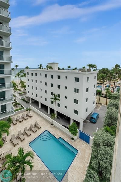 Building Photo - 209 N Fort Lauderdale Beach Blvd