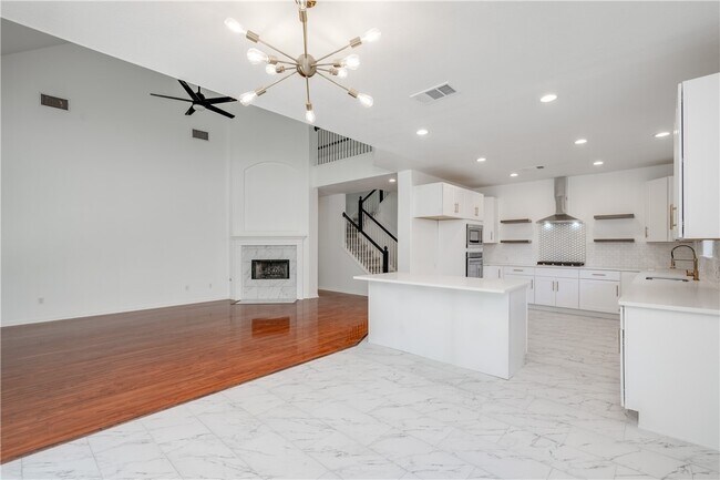 Open Concept Family Room - 3541 Laurel Bay Loop