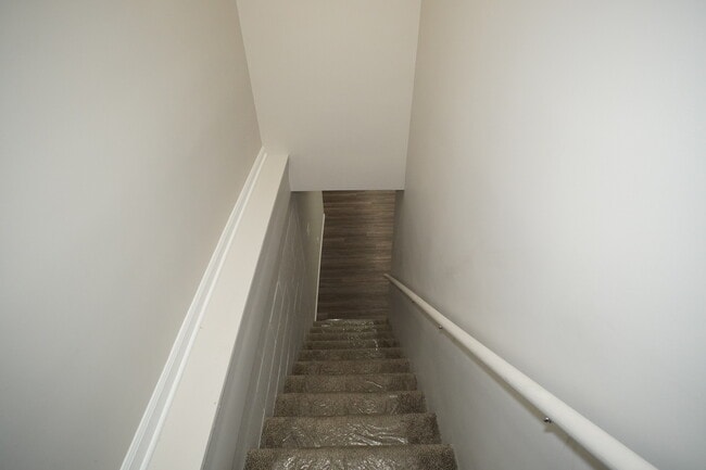 Building Photo - 6092 Cleveland St