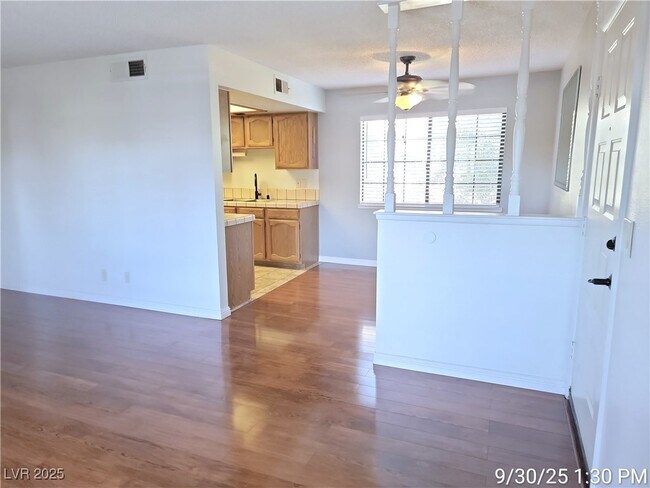 Building Photo - 4221 Gannet Cir