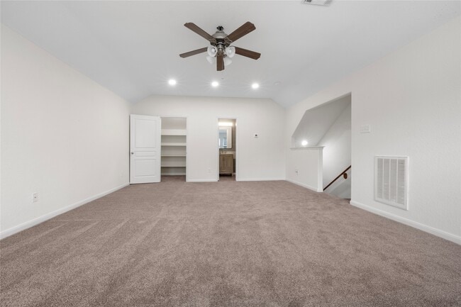 Building Photo - 9535 Empress Crossing Dr