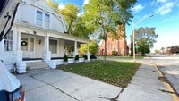 Building Photo - 302 E Lincoln Ave