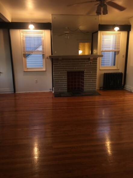 Building Photo - 2279 Shady Ave