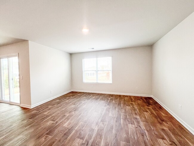 Building Photo - 388 Coconut Dr