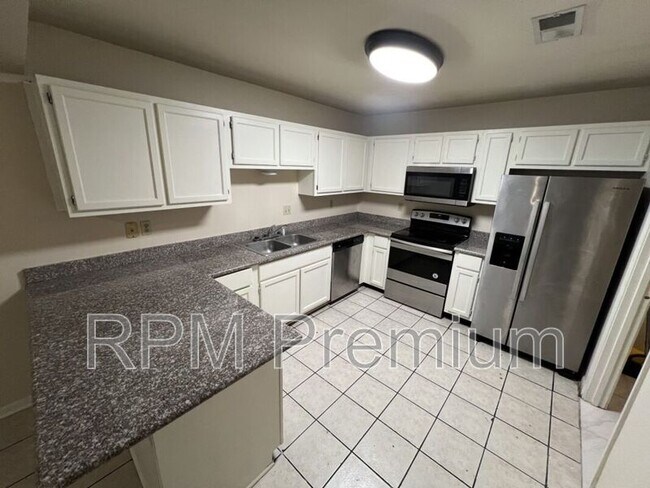 Building Photo - 5268 S Brightside View Dr