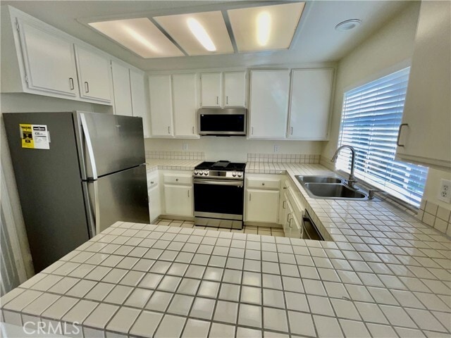 Building Photo - 28182 Rancho Azul