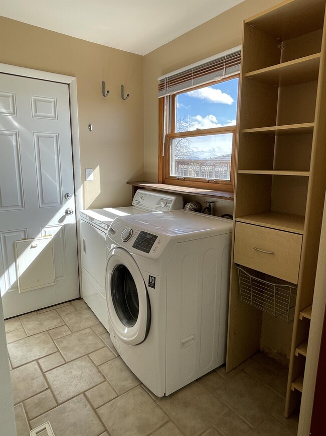 Building Photo - 820 48th St S