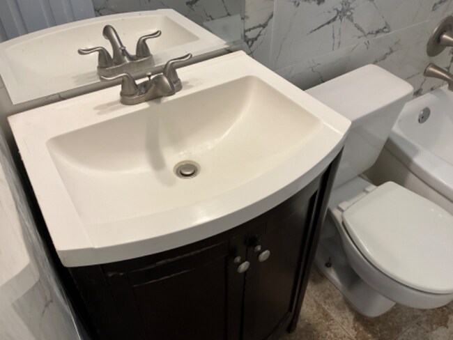 Building Photo - 10781 57th Ave N