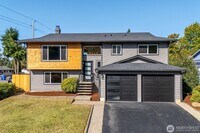 Building Photo - 11602 SE 210th Pl