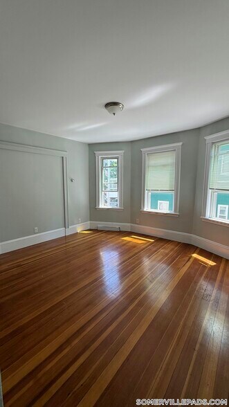 Building Photo - 86 Conwell Ave