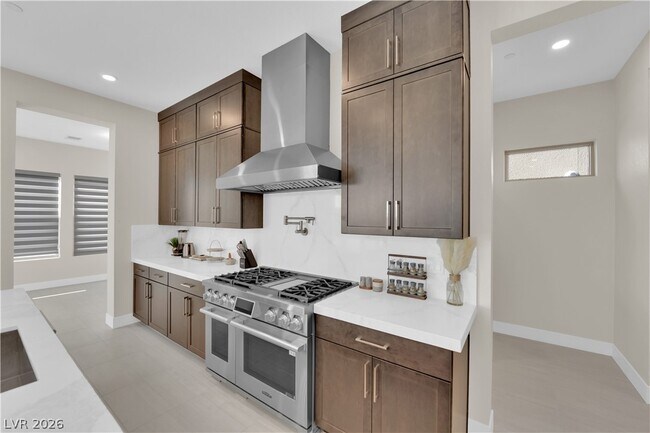 Building Photo - 10663 Stone Ledge Ave