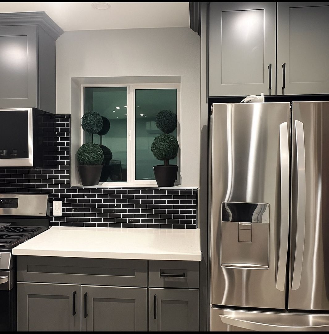 Building Photo - 7598 Coldwater Canyon Ave