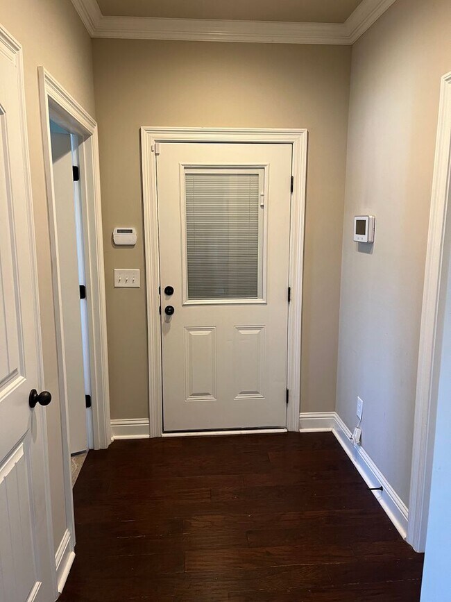 Building Photo - Wetumpka Home