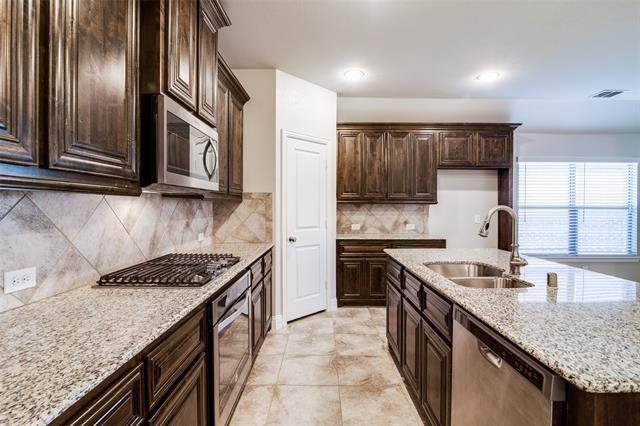 Building Photo - 575 Kara Dr