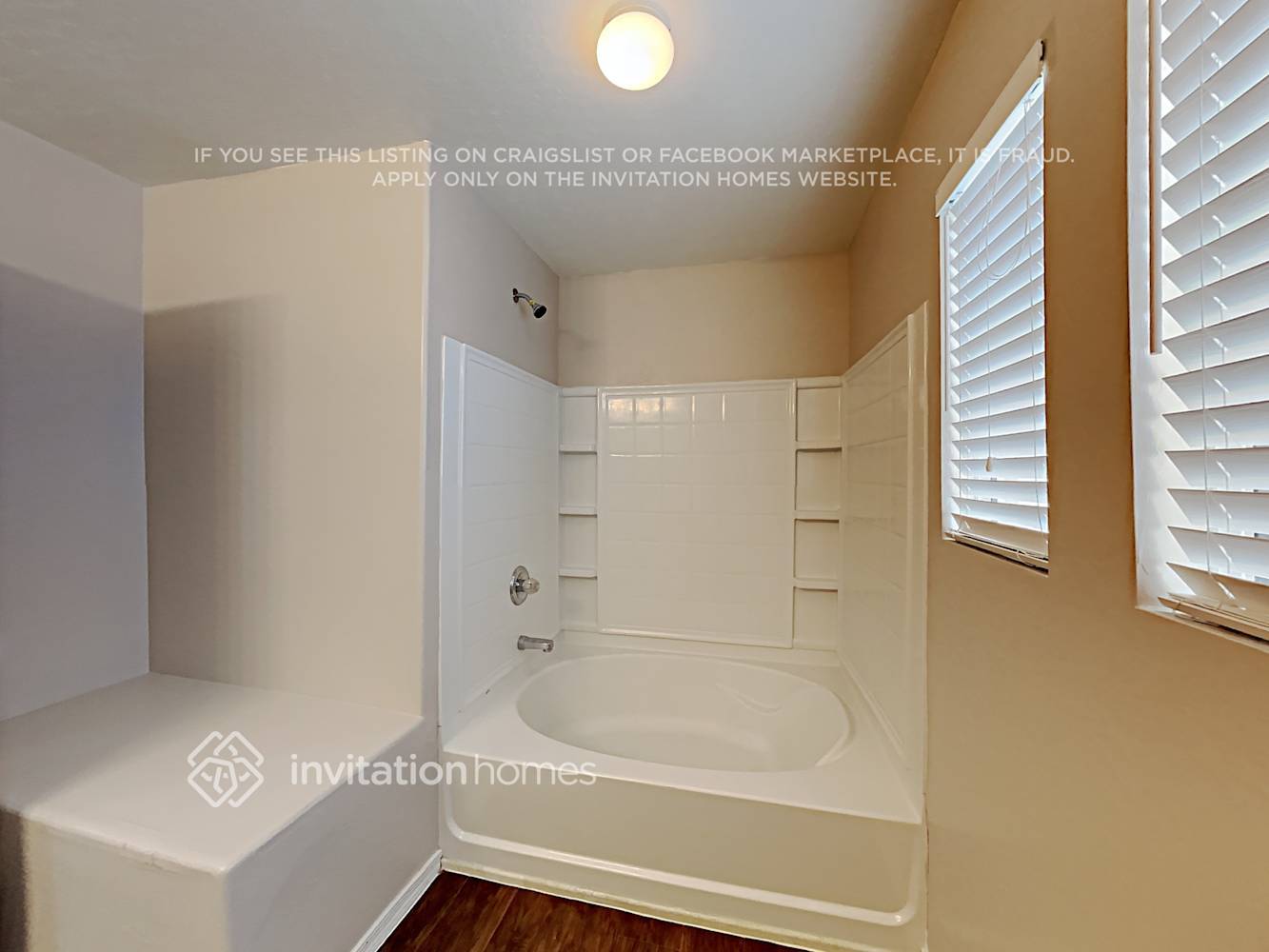 Building Photo - 4134 E Baylor Ln