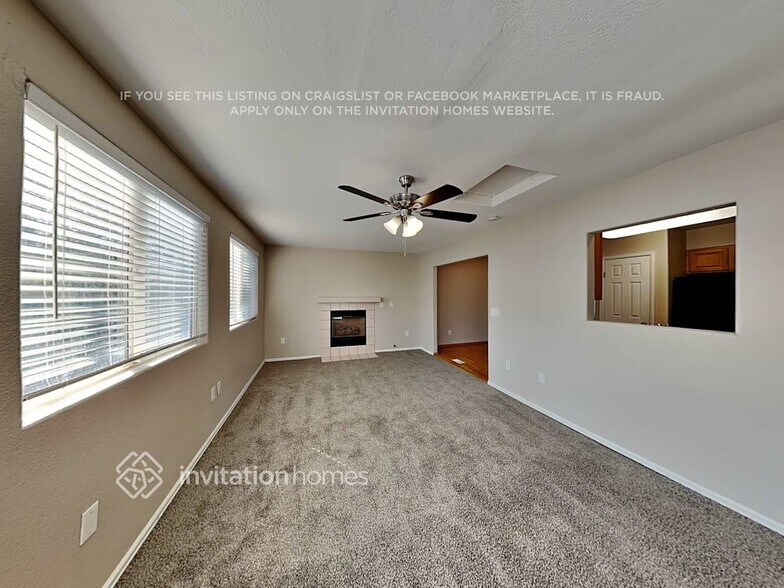 Building Photo - 3582 S Olathe St