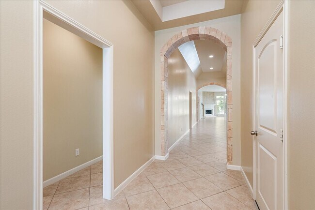Building Photo - 4015 Pearl Pass Ln