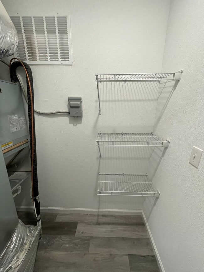 Building Photo - Townhomes Now Available in Strafford MO!