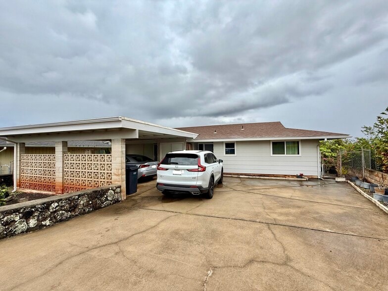 Building Photo - 98-460 Puaapiki St