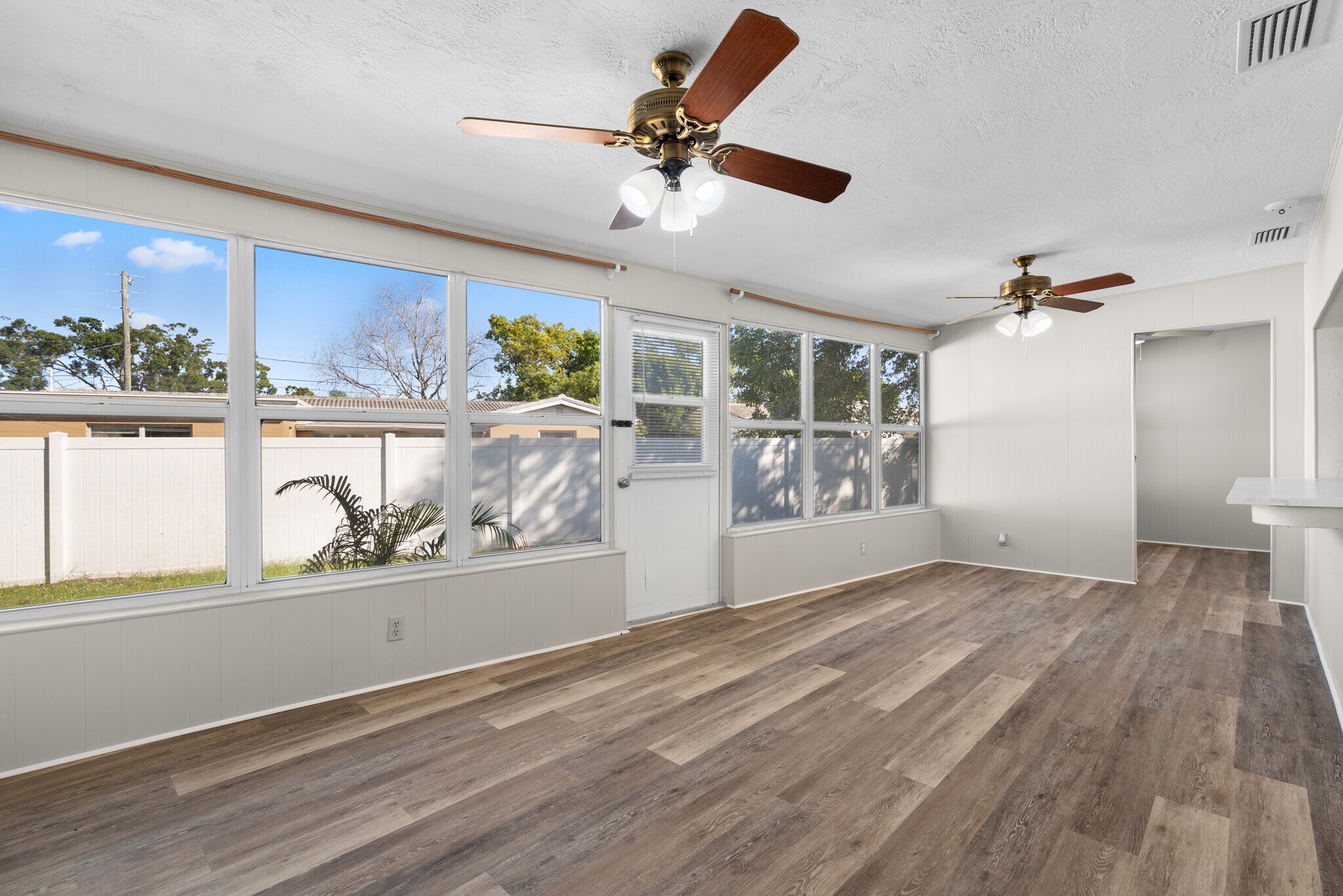 Building Photo - 9318 1st St N