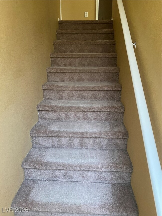 Building Photo - 4417 Laguna Garden Ave